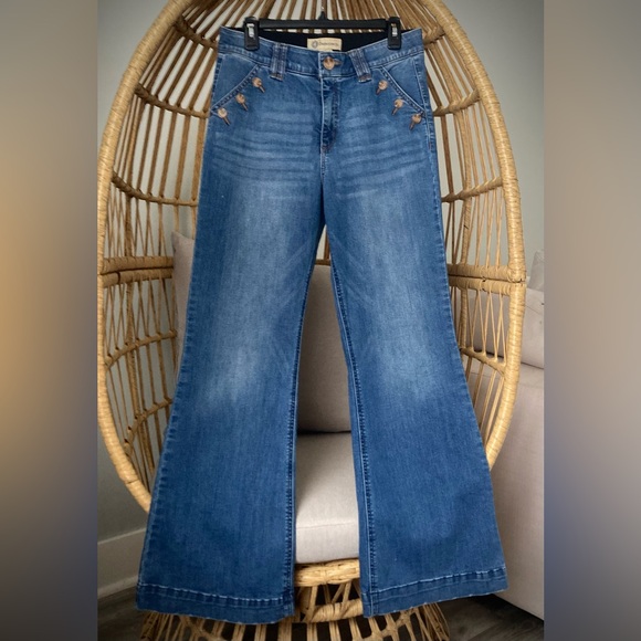 Democracy Denim - Democracy Ab Technology High Rise Flare Jeans Size 10 | Boho Chic Denim